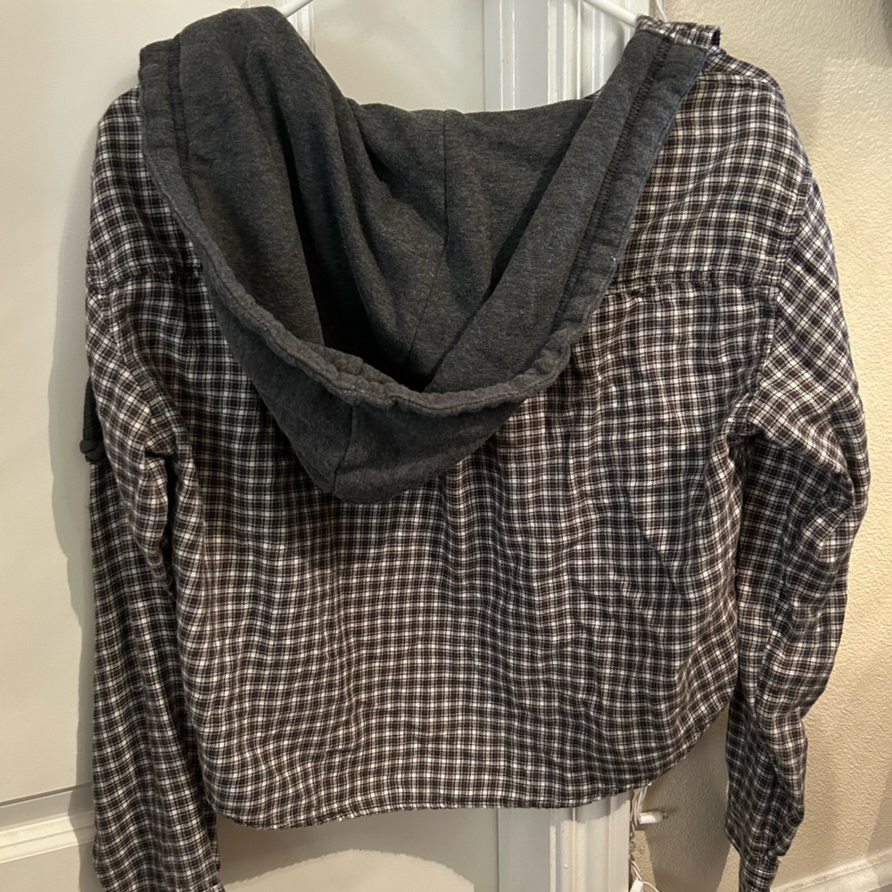 hooded flannel ๐ญ - Picture 3 of 4